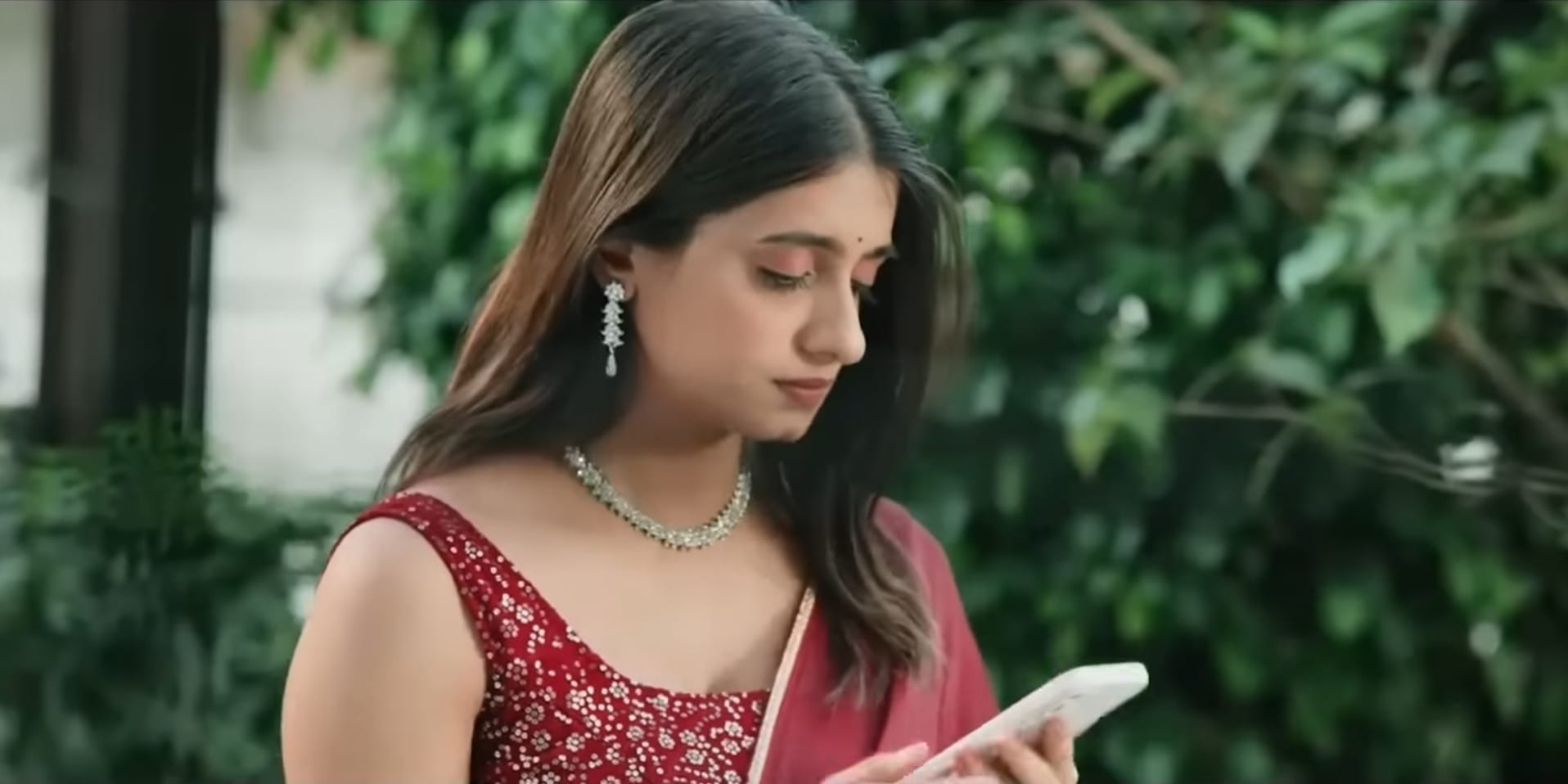 ইমোজি মুভি বাংলা